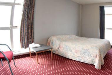 Equestrian Hotel Christchurch Phòng bức ảnh